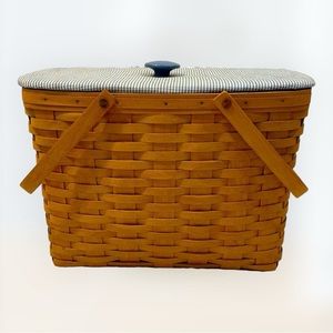 Longaberger Magazine Basket: 1995, Handwoven, Excellent Condition
